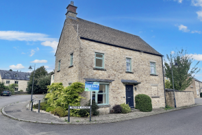 1, Tremes Close, Chippenham SN14 8TB