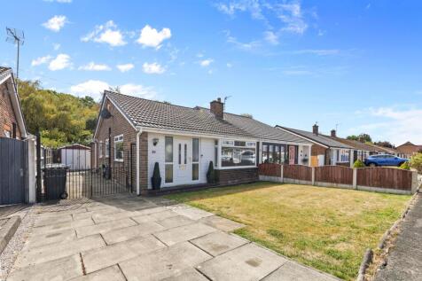 Winfrith Road, Fearnhead, WA2