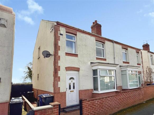 3 bed Semi-Detached for sale Image 8