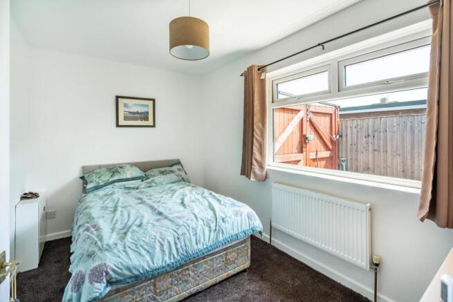 2 bed Bungalow for sale Image 7