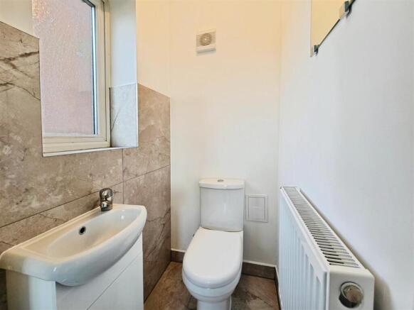 Higham-Road-Prime-Choice-Cloakroom.jpg