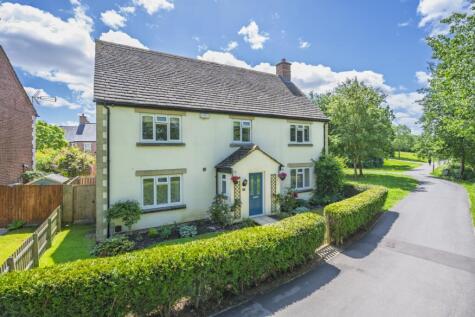 Barcote Close - A beautiful 4 bed home in North Swindon