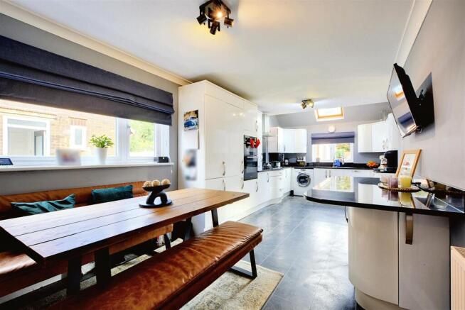 Kitchen Diner_6.jpeg