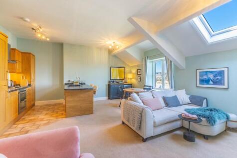 Flat 3, 2 Methven Terrace, Grange-Over-Sands