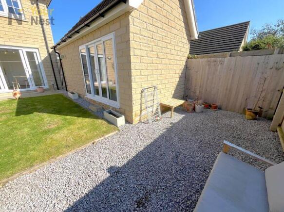 3 bed Semi-Detached to rent Image 6
