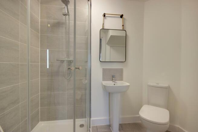 2 bed Terraced to rent Image 7