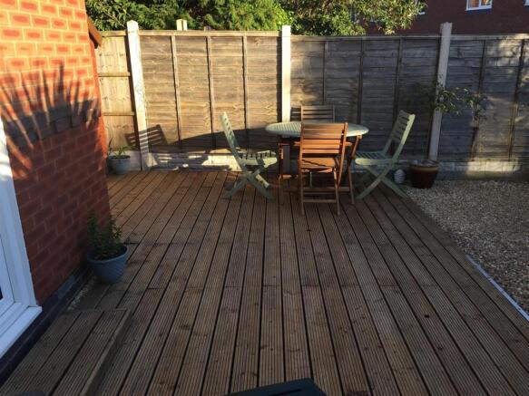 9 Ormsdale Close Dec