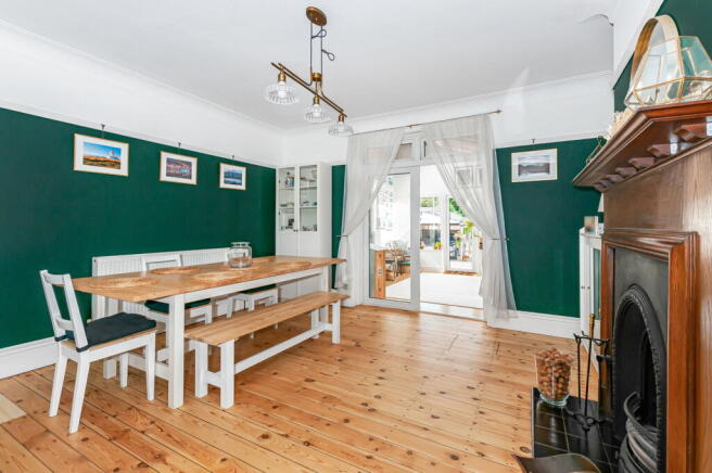 3 bed Detached for sale Image 5