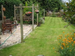 Seating Area 2