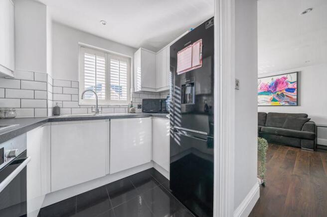 Kitchen angle 2