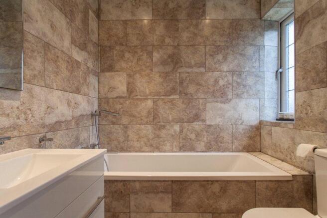 Ensuite Bathroom