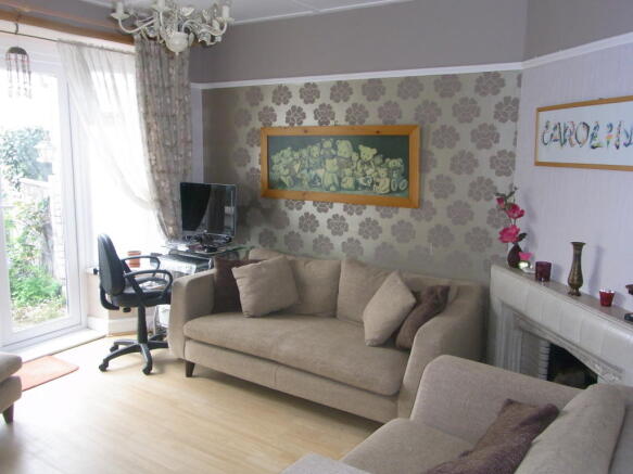 Photo 3
