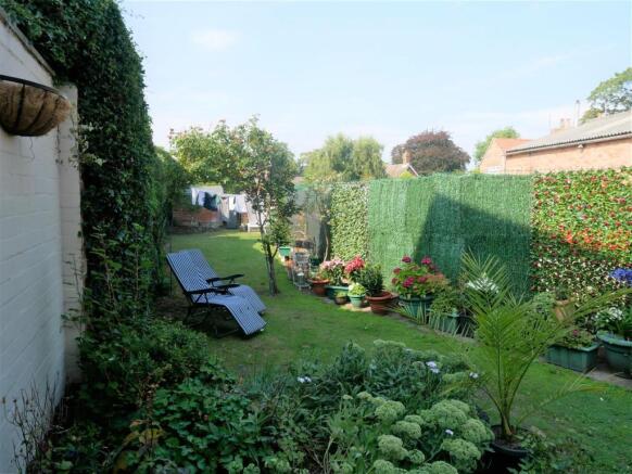garden.JPG