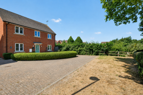 25, The Robins, Bracknell RG12 8BU