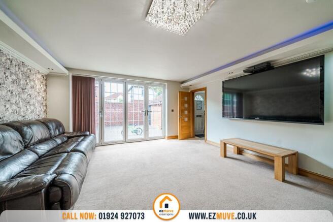 6 bed Semi-Detached for sale Image 6