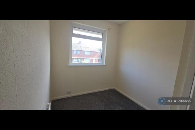 3 bed Semi-Detached to rent Image 9