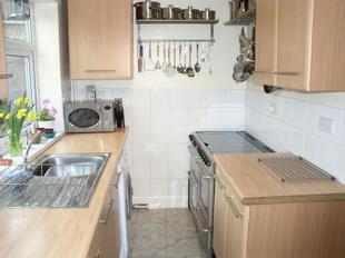 Fitted Kitchen