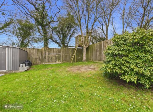EWEMOVE SOUTH MOLTON - 4 ABBOTS MEADOW