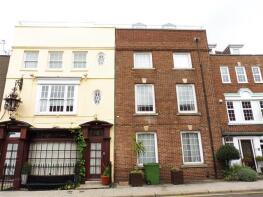 Flat 2, 124, High Street, St Thomas, Portsmouth PO1 2HW