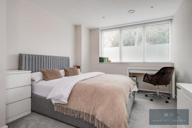 Chalkhurst Court F4 MV-9.jpg