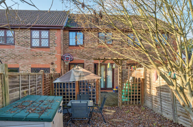 1383651-2-692578b...