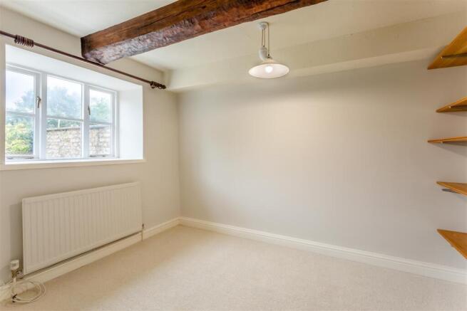 8623017-interior10.jpg