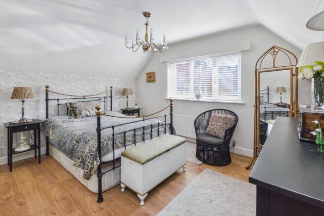 3 bed Bungalow for sale Image 6
