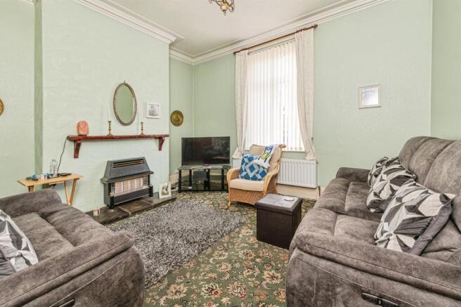 2 bed Terraced for sale Image 4