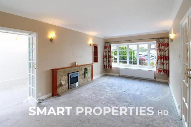 4 bed Detached to rent Image 5