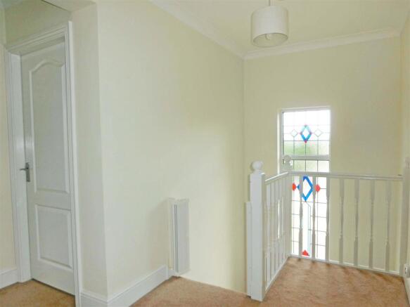 Barkers Lane 9 Landing.jpg