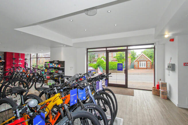 Sanford Mews, Epsom Road, Guildford, Surrey photo 4