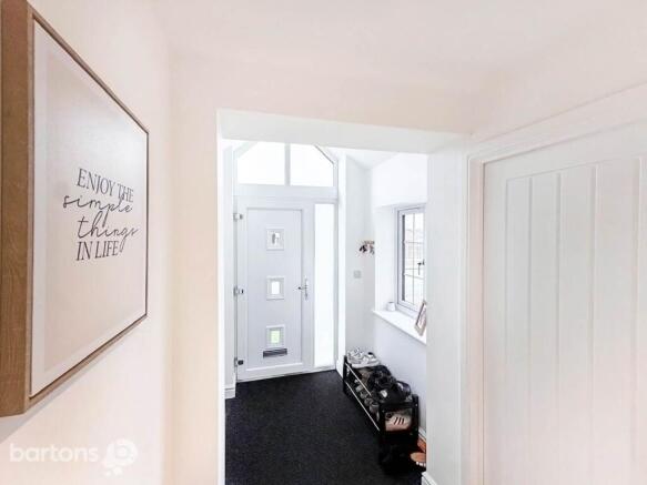 4 bed House for sale Image 12