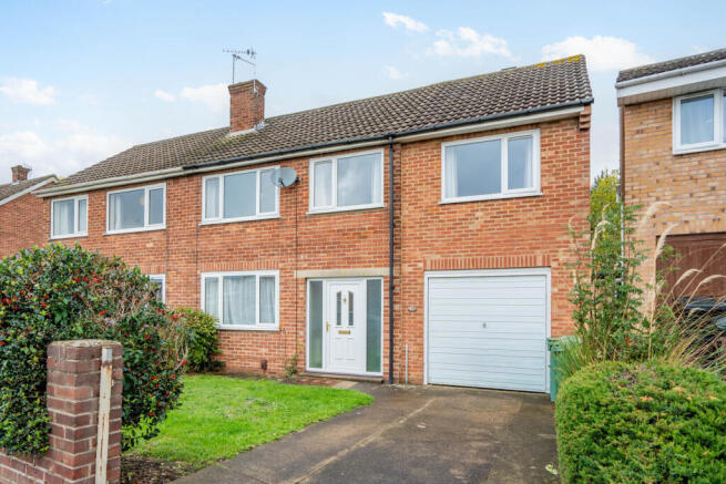 4-bed detached on Yarburgh Way, York, £385,000