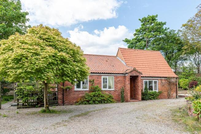 COTTAGE/HOLIDAY LET