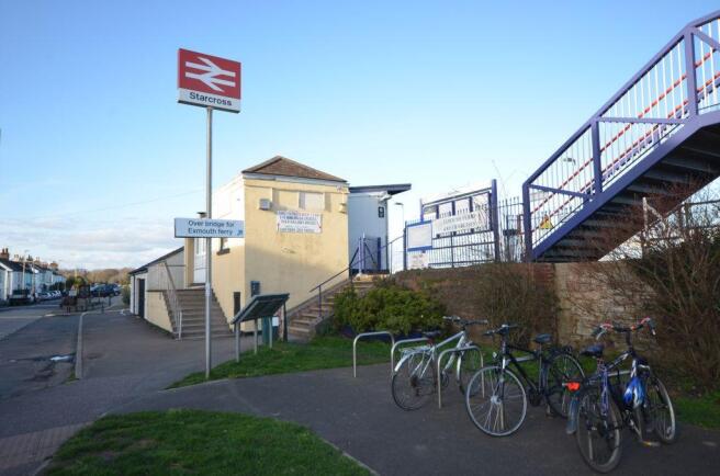 Starcross railway stn
