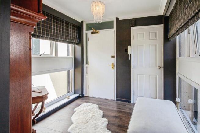 2 bed Apartment for sale Image 12