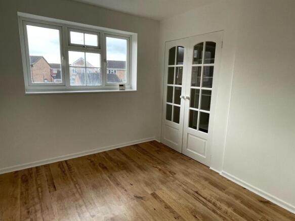 Bedroom,..jpg