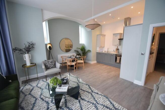 2 Ravelston Grange lounge 2.JPG