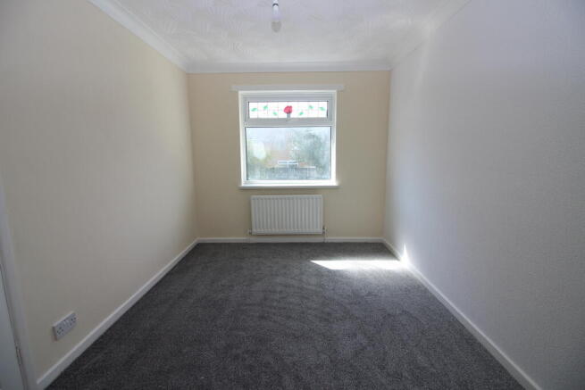 4 bed House to rent Image 7