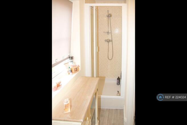 En-Suite Shower
