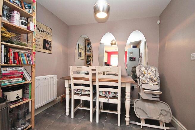 KITCHEN/DINER