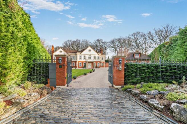 Oak Manor