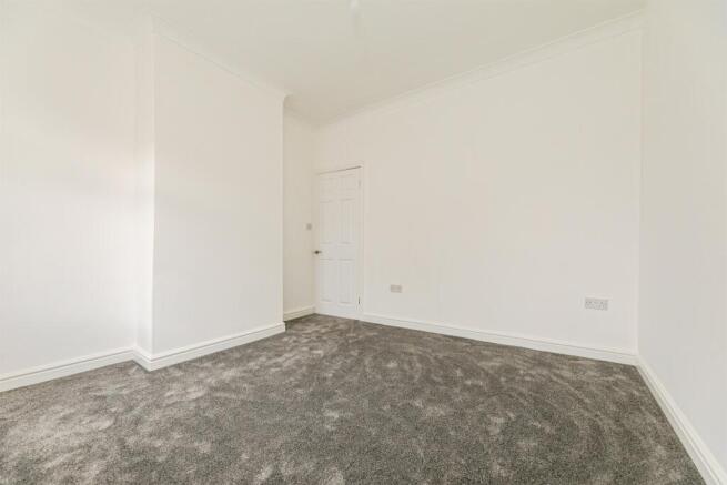 2 bed End of Terrace for sale Image 9