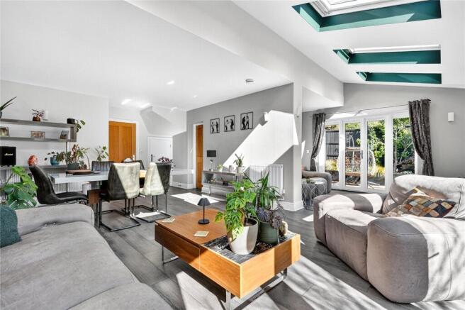 Living/Dining Room