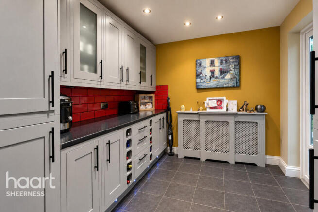 Fleetwood Close, Sheerness photo 4