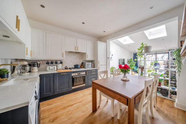 1402688-8-6971fd4...