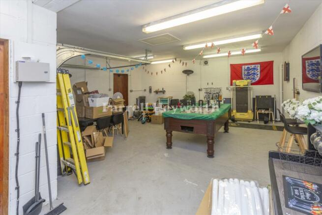 Garage bar