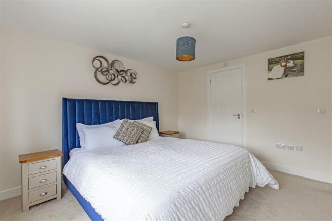 Bedroom 1-2.jpg