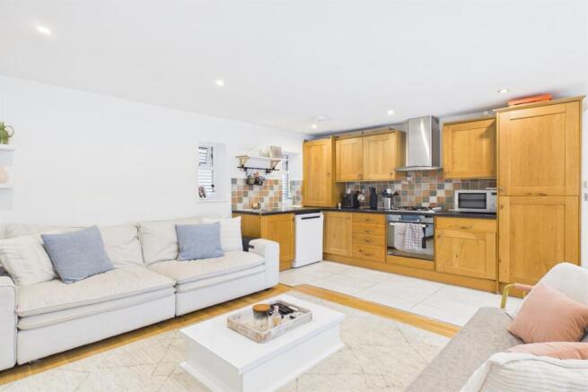 Medwin Street, Clapham North, SW4 photo 4