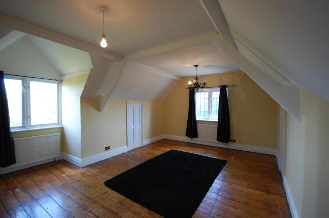 LOUNGE IN APARTMENT